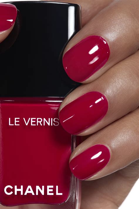 chanel le vernis nail color